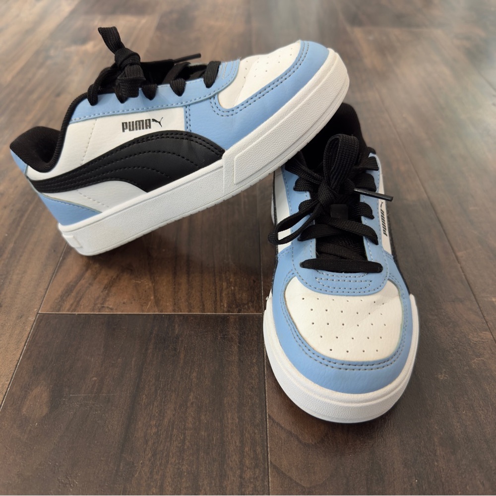 Puma Carter Kids Shoes - Blue and Black size 13C